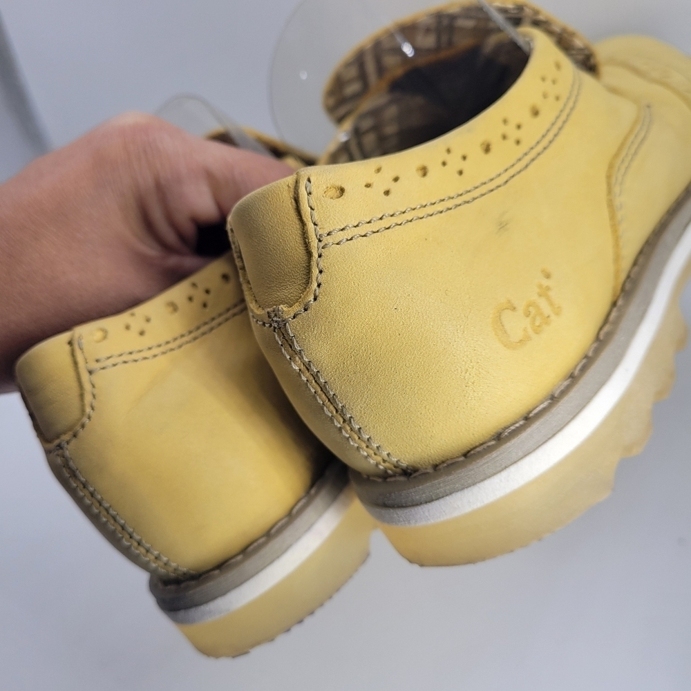 Cat Caterpillar Women's Flat Shoes Size 6 Light Yellow Leather LOAFERS - Picture 6 of 14